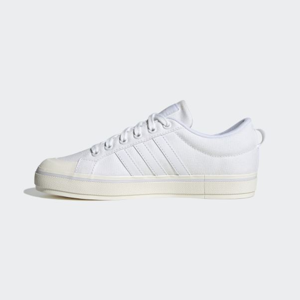 Adidas Bravada 2.0 Lifestyle Chaussures De Skateboard En Toile Blanche