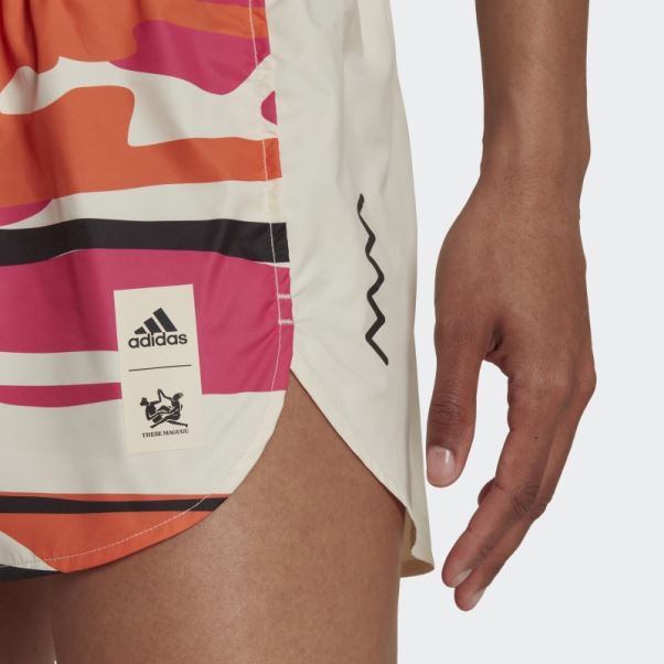Ecru Tint Thebe Magugu Run Fast Short De Course Adidas