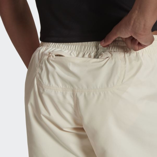 Ecru Tint Thebe Magugu Run Fast Short De Course Adidas