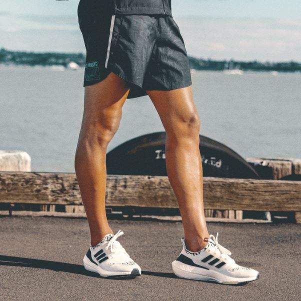 Mode Adidas Conçu Pour Courir Pour Les Océans Short Bleu