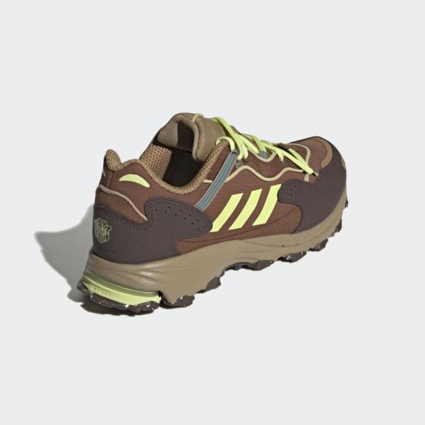 Chaussures De Culture Et De Plantes Hoverturf Marron Adidas