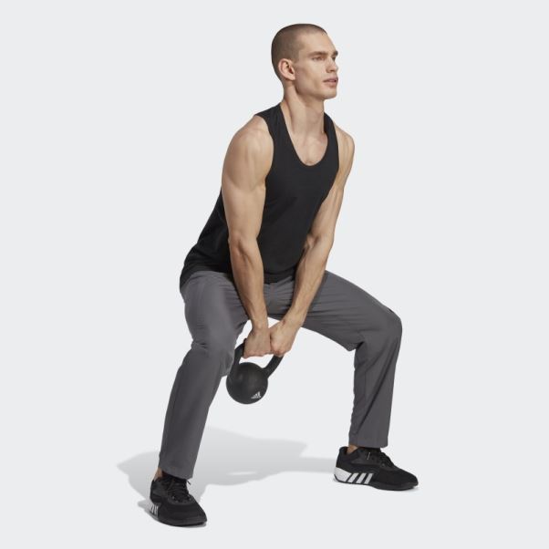 Pantalon D'entraînement Aeroready Conçu Pour Le Mouvement Gris Adidas