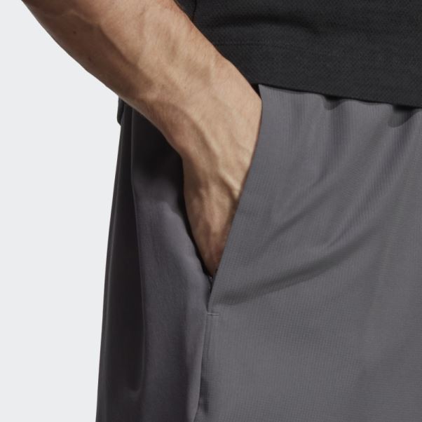Pantalon D'entraînement Aeroready Conçu Pour Le Mouvement Gris Adidas