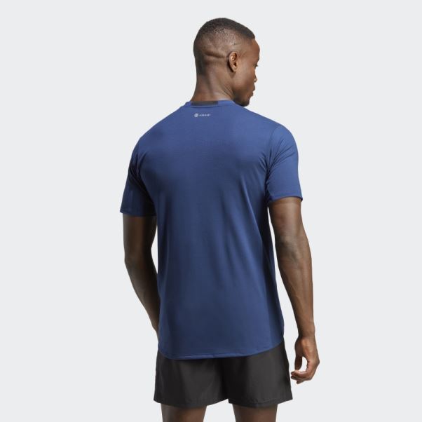Adidas Bleu Foncé Conçu Pour Le T-shirt D'entraînement