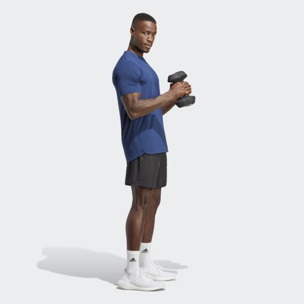 Adidas Bleu Foncé Conçu Pour Le T-shirt D'entraînement
