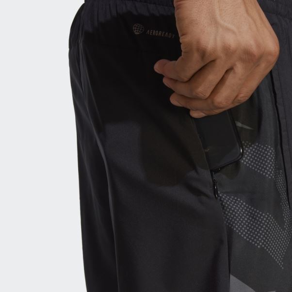 Adidas Possède Le Short Saisonnier Run Noir