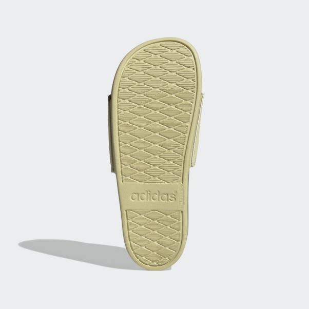 Sandales Adilette Confort Beige Sable Adidas