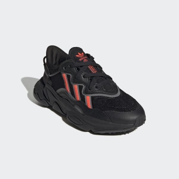 Chaussure Adidas Ozweego Rouge