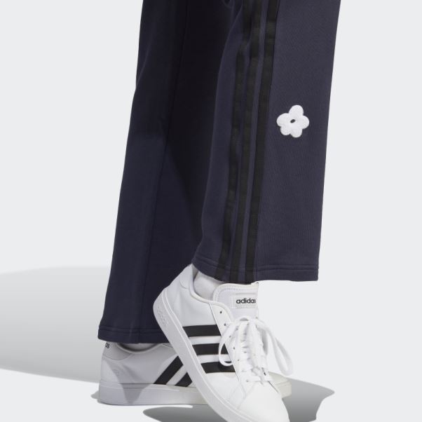 Adidas - Jogging Taille Haute à 3 Bandes Avec Patchs De Fleurs En Chenille Encre