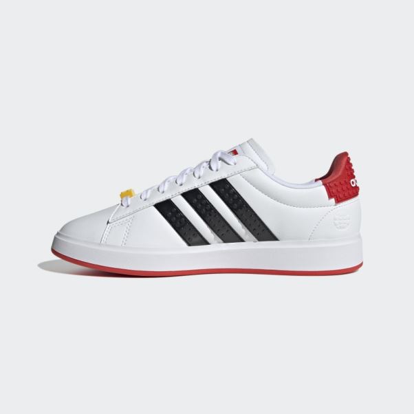 Chaussures Adidas Grand Court X Lego 2.0 Blanches