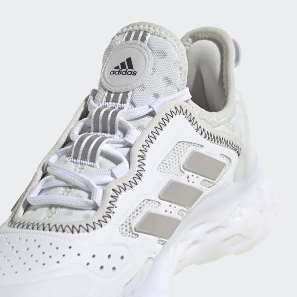 Chaussures Adidas Web Boost Blanc
