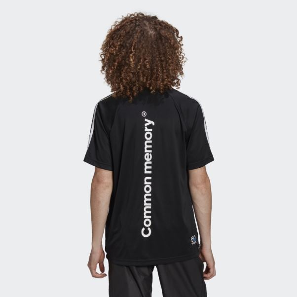 T-shirt Adidas Common Memory Graphique Noir