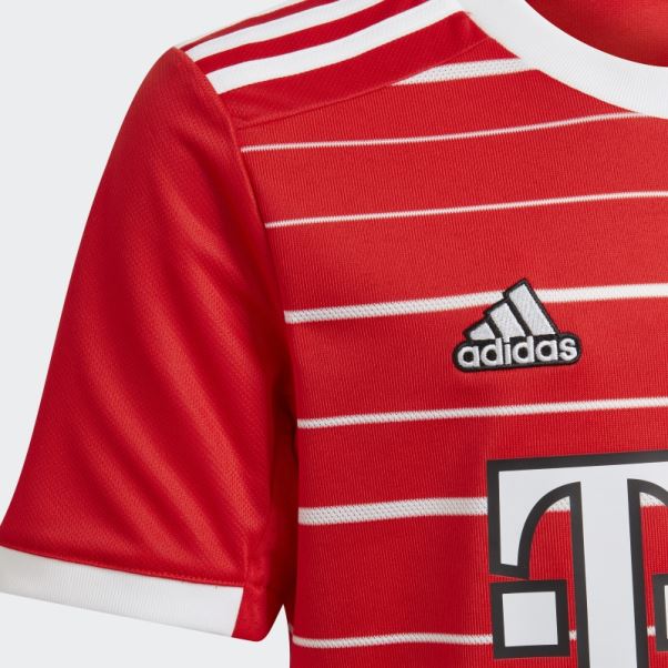 Maillot Domicile Fc Bayern 22/23 Rouge Adidas Stylé