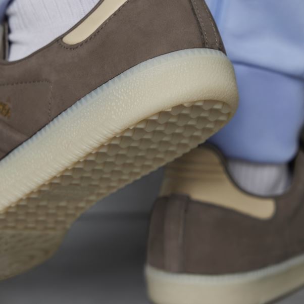 Chaussures De Samba Adidas Terre