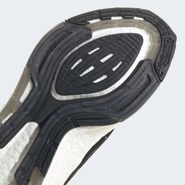 Chaussures Adidas Ultraboost 22 Blanches
