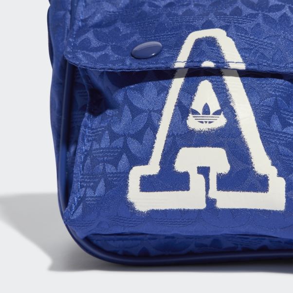 Adidas Trèfle Jacquard Monogramme Mini Sac De Ligne Bleu Victoire