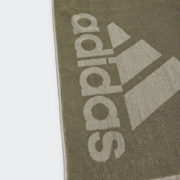 Petite Serviette Adidas Hot Olive