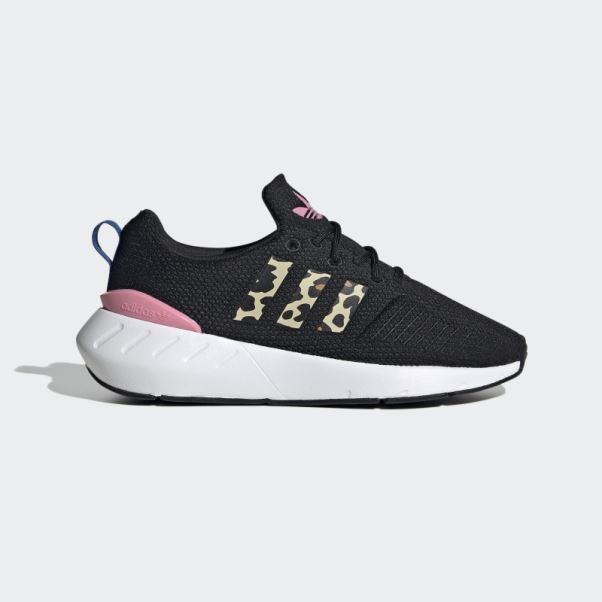 Chaussures Adidas Swift Run 22 Bleu