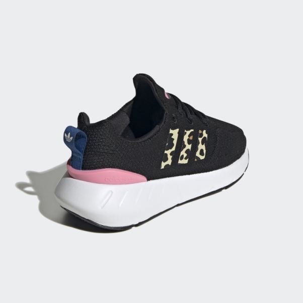 Chaussures Adidas Swift Run 22 Bleu
