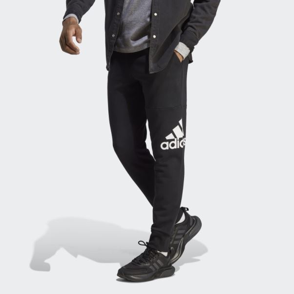 Adidas Pantalon Noir Essentiel En Molleton à Logo Et Chevilles Fuselées Adidas