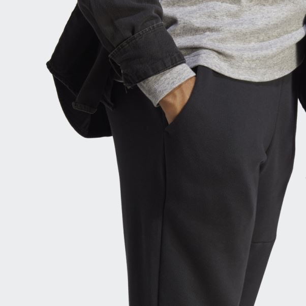 Adidas Pantalon Noir Essentiel En Molleton à Logo Et Chevilles Fuselées Adidas