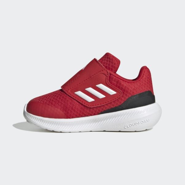 Chaussures à Scratch Runfalcon 3.0 écarlate Adidas