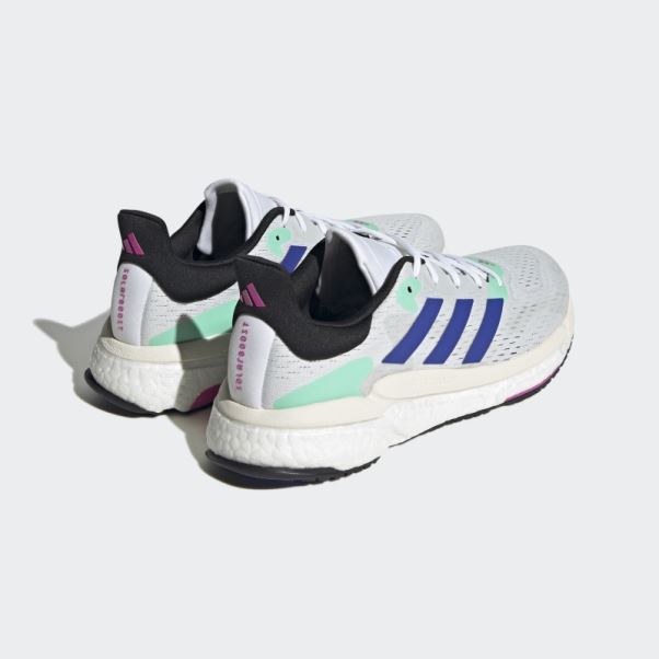 Chaussures Adidas Solarboost 4 Blanches