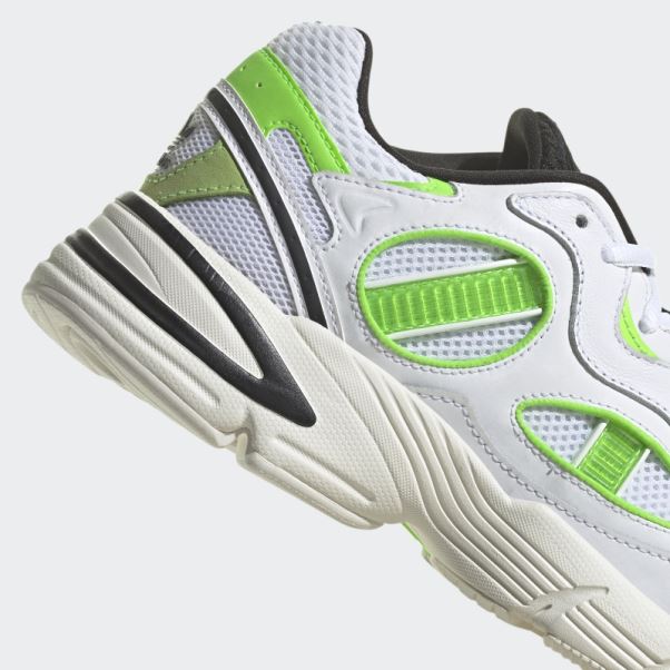 Astir Sn Chaussures Blanc Adidas