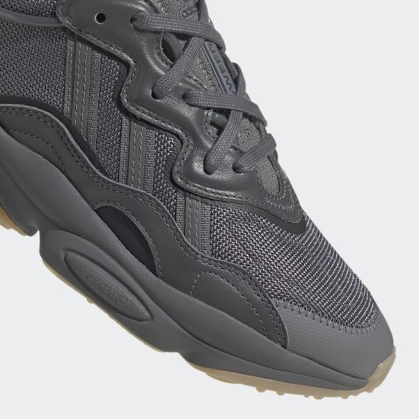 Chaussures Adidas Ozweego Noir
