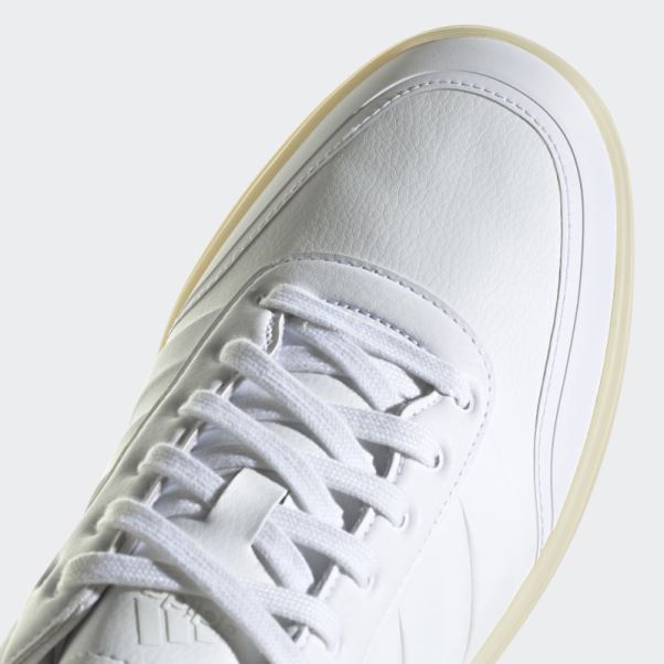 Chaussures Adidas Court Revival Blanches