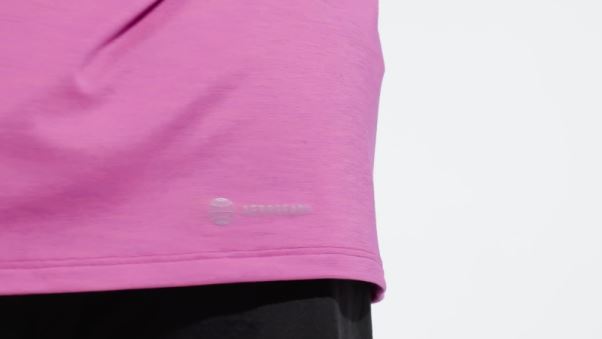 Adidas Fuchsia Conçu Pour L'entraînement Aeroready Hiit T-shirt D'entraînement à Changement De Couleur