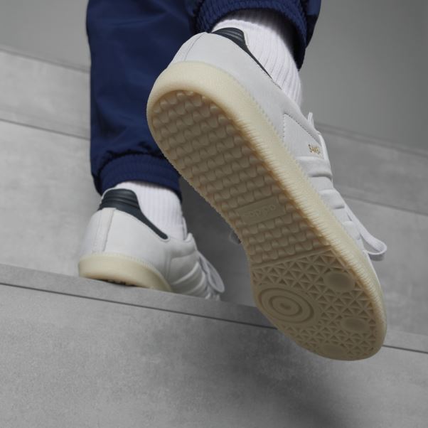 Chaussures De Samba Grises Adidas