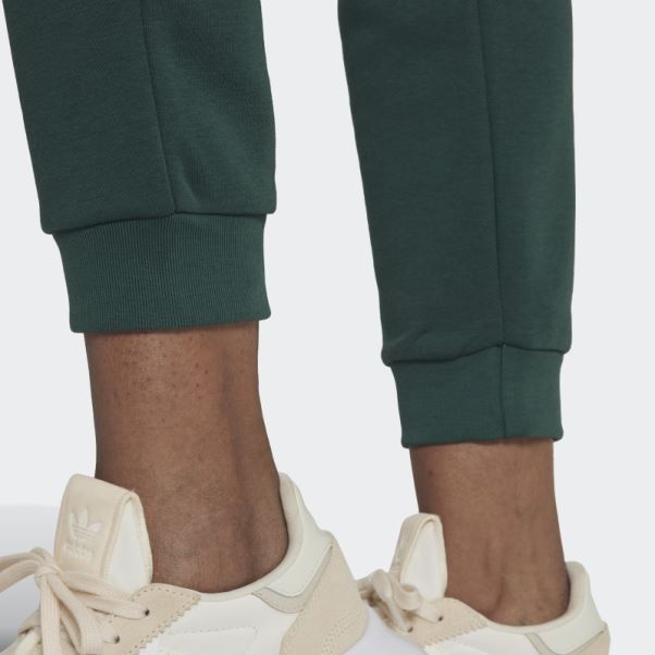 Adidas Pantalon De Jogging Slim Polaire Adicolor Essentials Vert Minéral