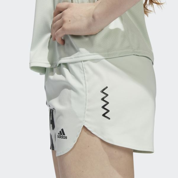 élégant Short De Course Adidas Run Fast Avec Slip Intérieur Vert