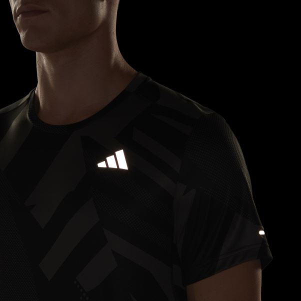 Propre Le T-shirt De Saison De Course Noir Adidas
