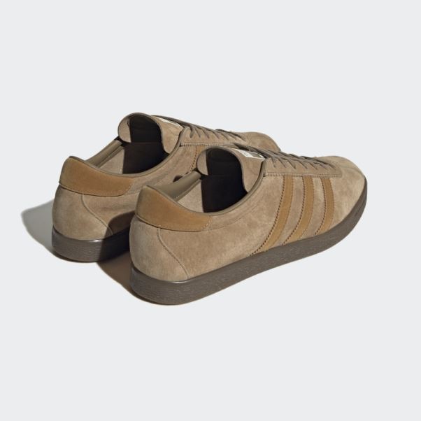 Chaussures Pantone Adidas Tabac