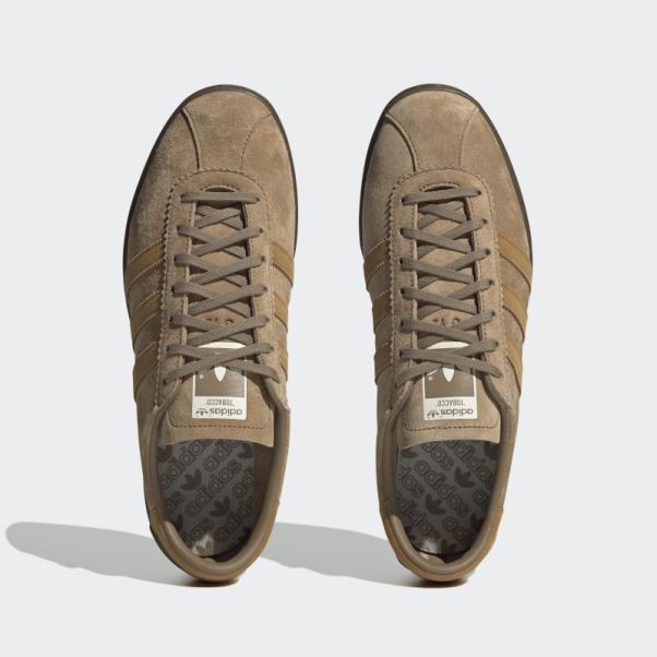 Chaussures Pantone Tabac Adidas