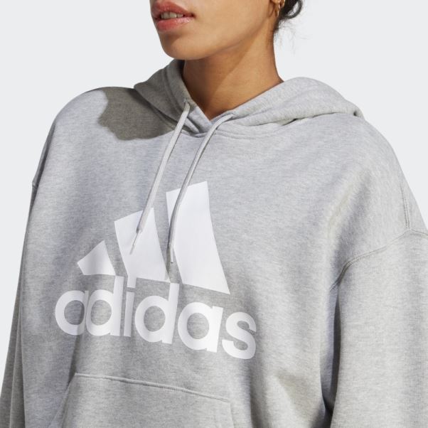 Sweat à Capuche Oversize En Molleton Gris Moyen Adidas Essentials Avec Gros Logo