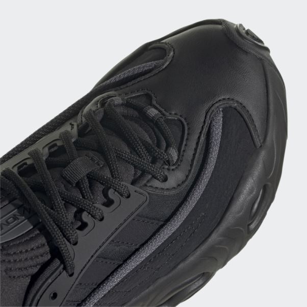 Chaussures Adidas Oznova Grises élégantes