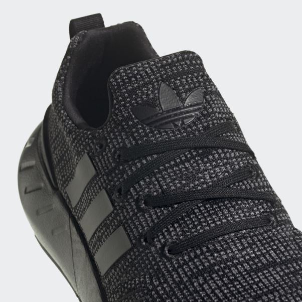 Chaussures Adidas Swift Run 22 Blanches