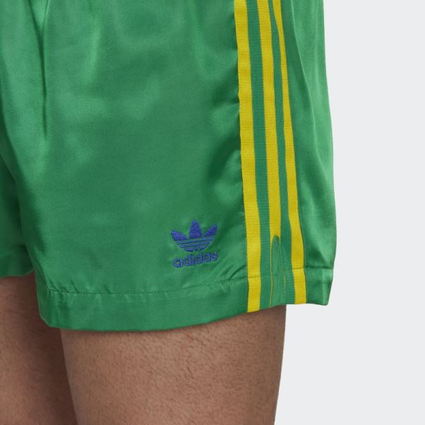 Adidas Short Tissé Vert