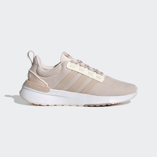 Chaussure Adidas Quartz Racer Tr21