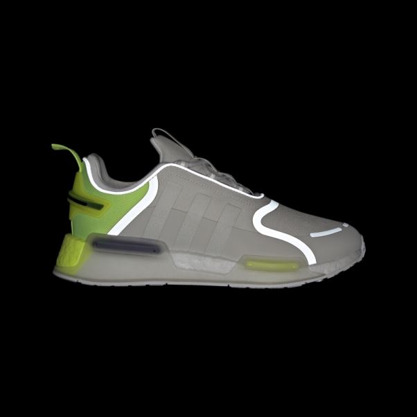 Chaussures Adidas Nmd-r1 V3 Blanches