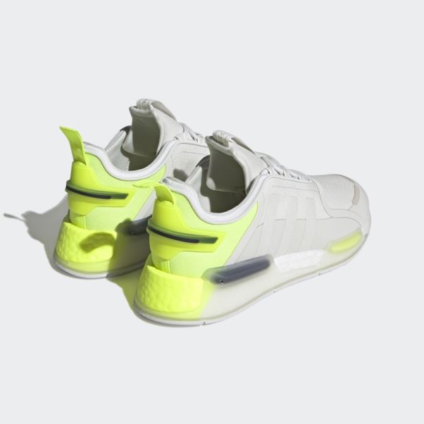 Chaussures Adidas Nmd-r1 V3 Blanches