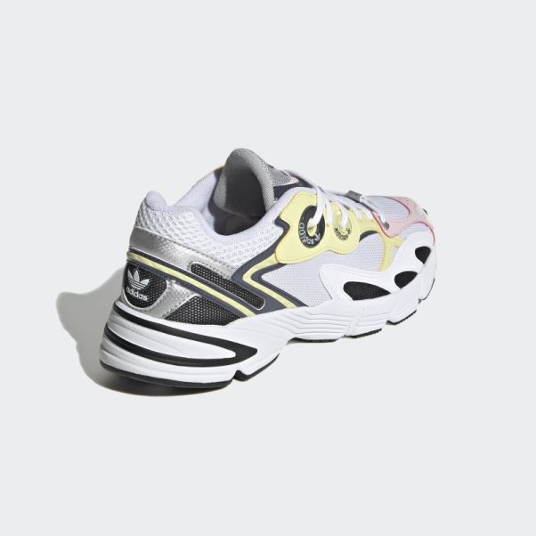 Adidas Astir Chaussures Calvi
