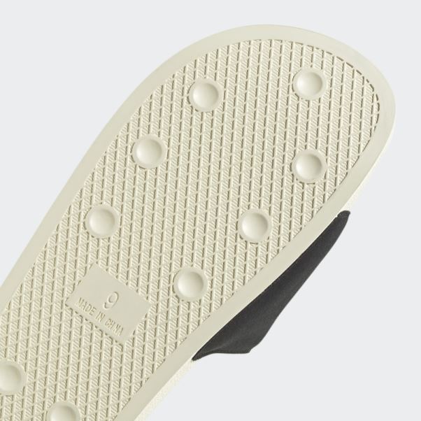 Claquettes Adidas Adilette Blanches