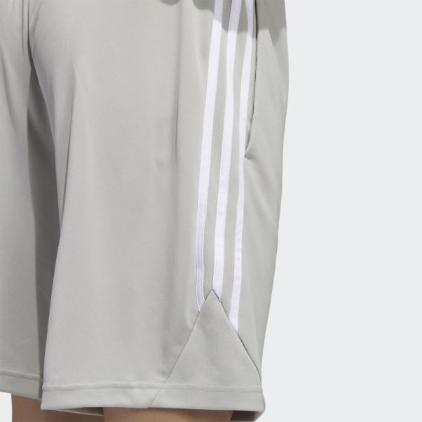 Short De Basket Adidas Legends 3-stripes Gris Metal