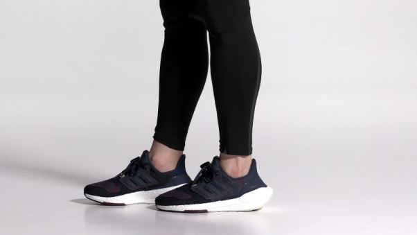 Adidas Ultraboost 22 Chaussures De Course Bleu Marine