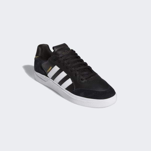 Adidas Tyshawn Low Chaussures Dorées Métallisées