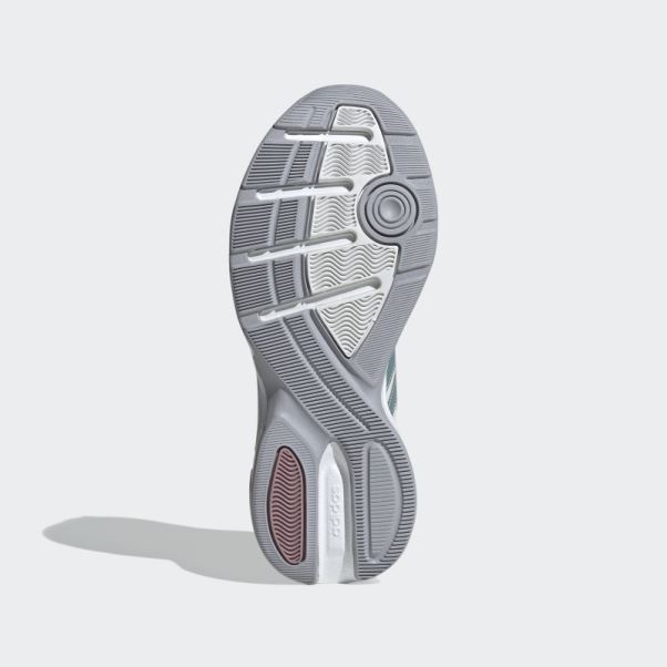 Chaussure Adidas Strutter Blanche